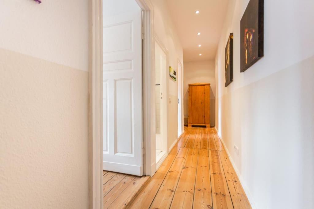 Zentrale Altbauwohnung Im Helmholtzkiez 베를린 외부 사진