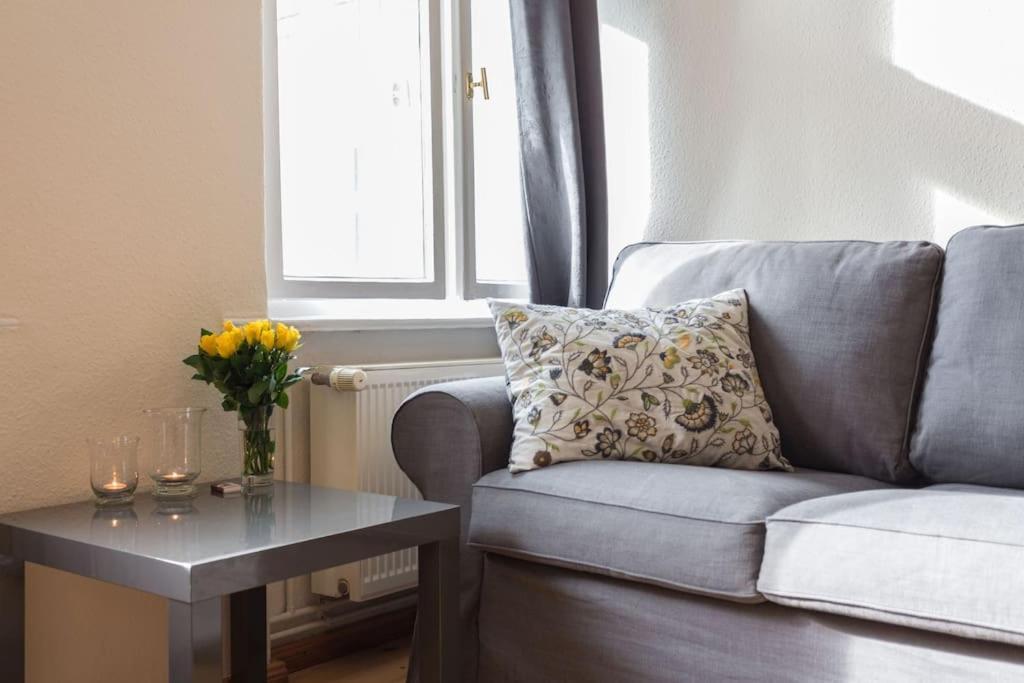 Zentrale Altbauwohnung Im Helmholtzkiez 베를린 외부 사진